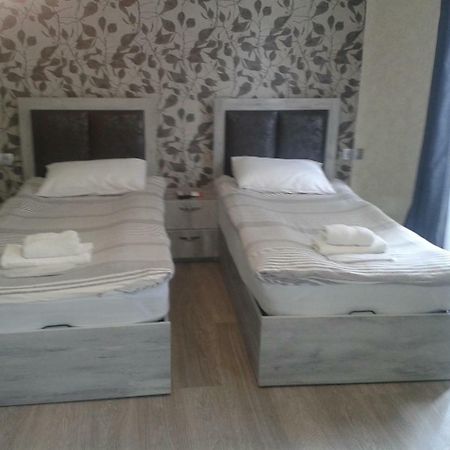 Guest House Uta Тбилиси Екстериор снимка