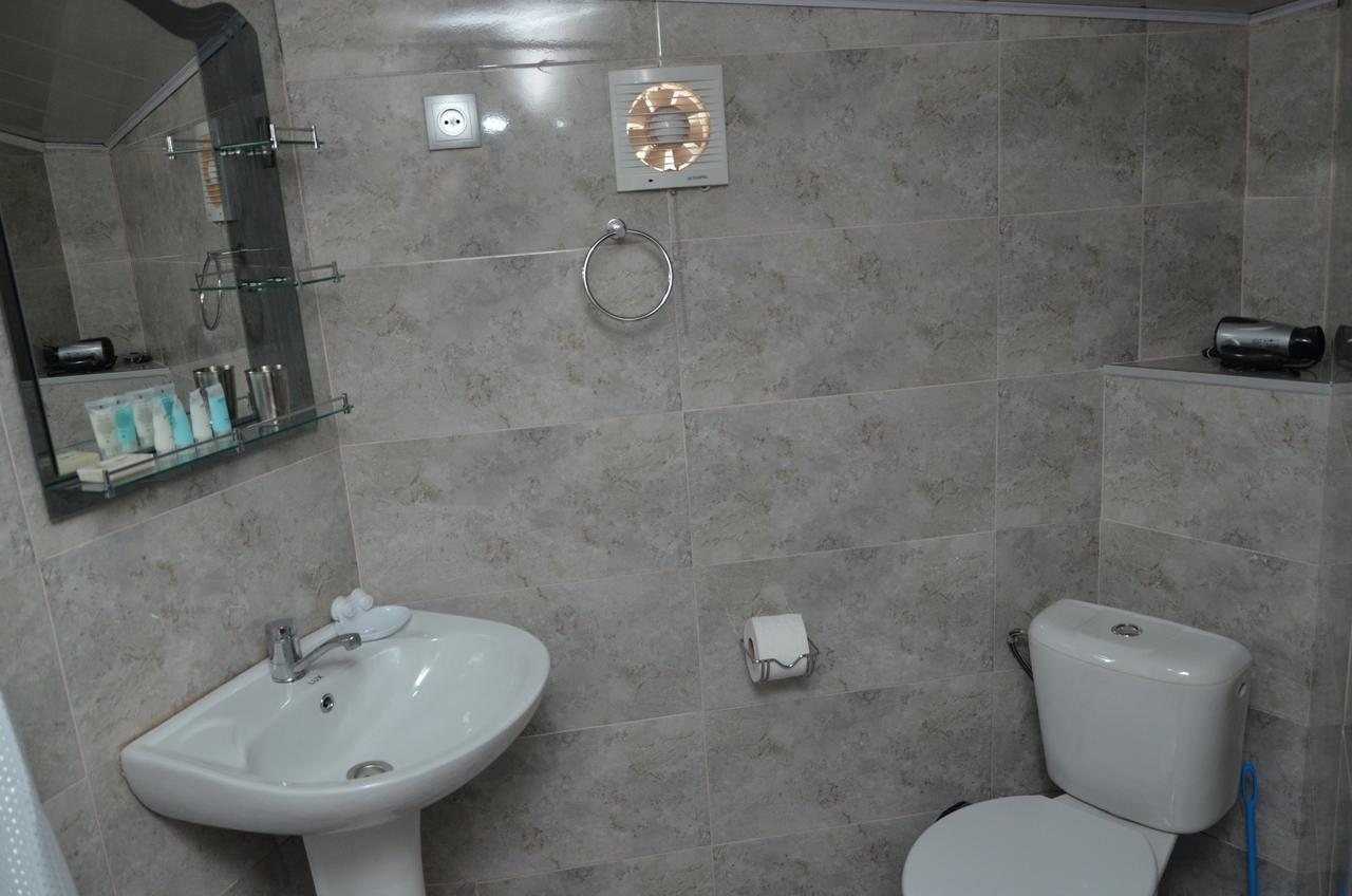 Guest House Uta Тбилиси Екстериор снимка