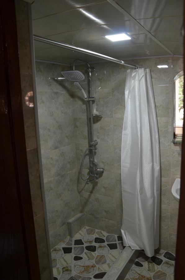 Guest House Uta Тбилиси Екстериор снимка