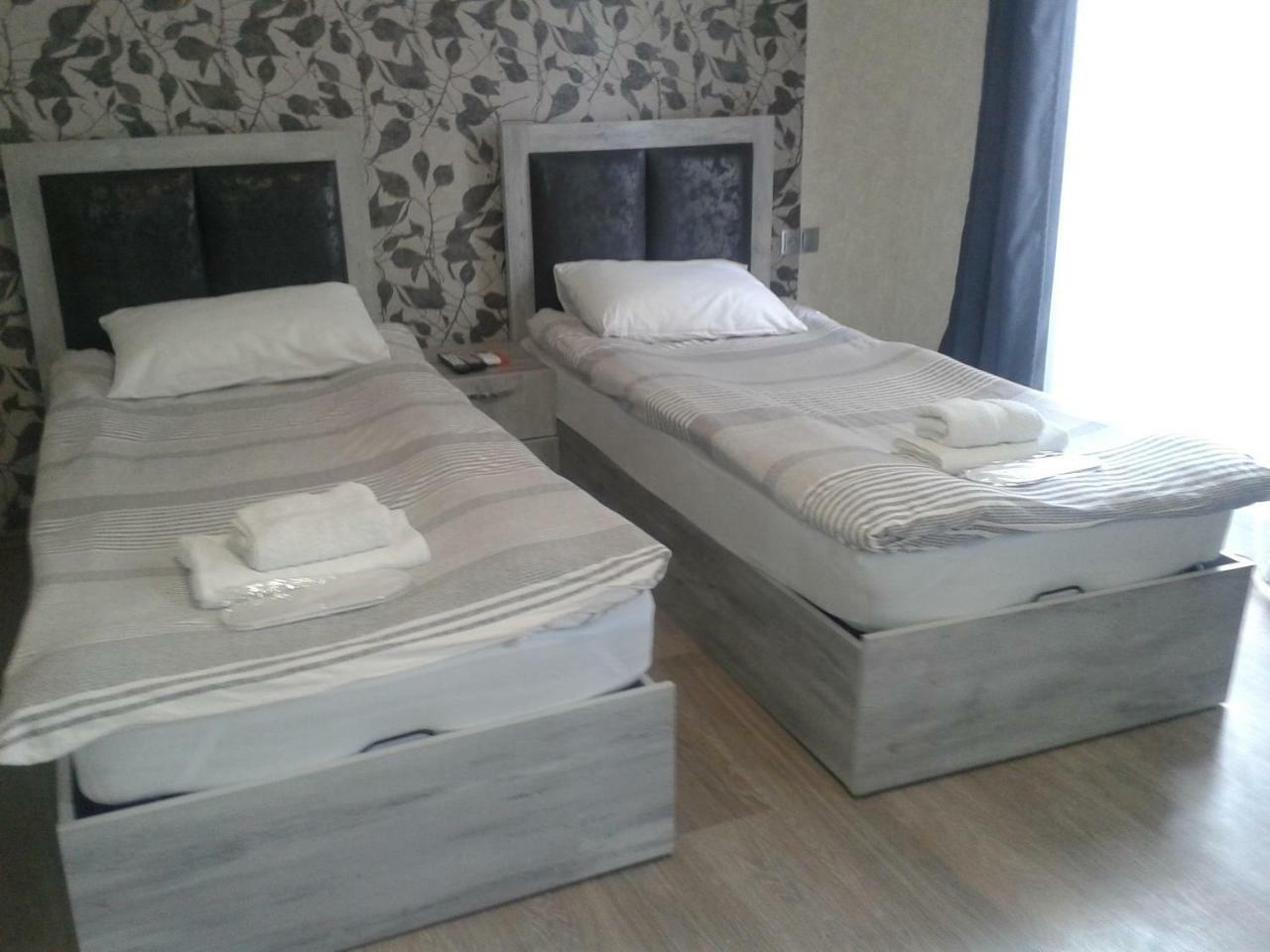 Guest House Uta Тбилиси Екстериор снимка